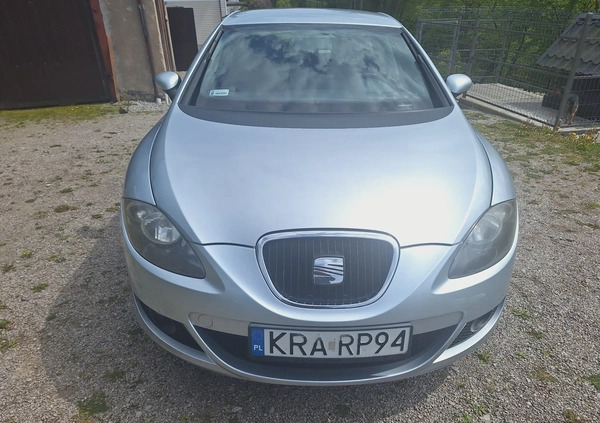 Seat Leon cena 10900 przebieg: 252000, rok produkcji 2007 z Krzeszowice małe 67